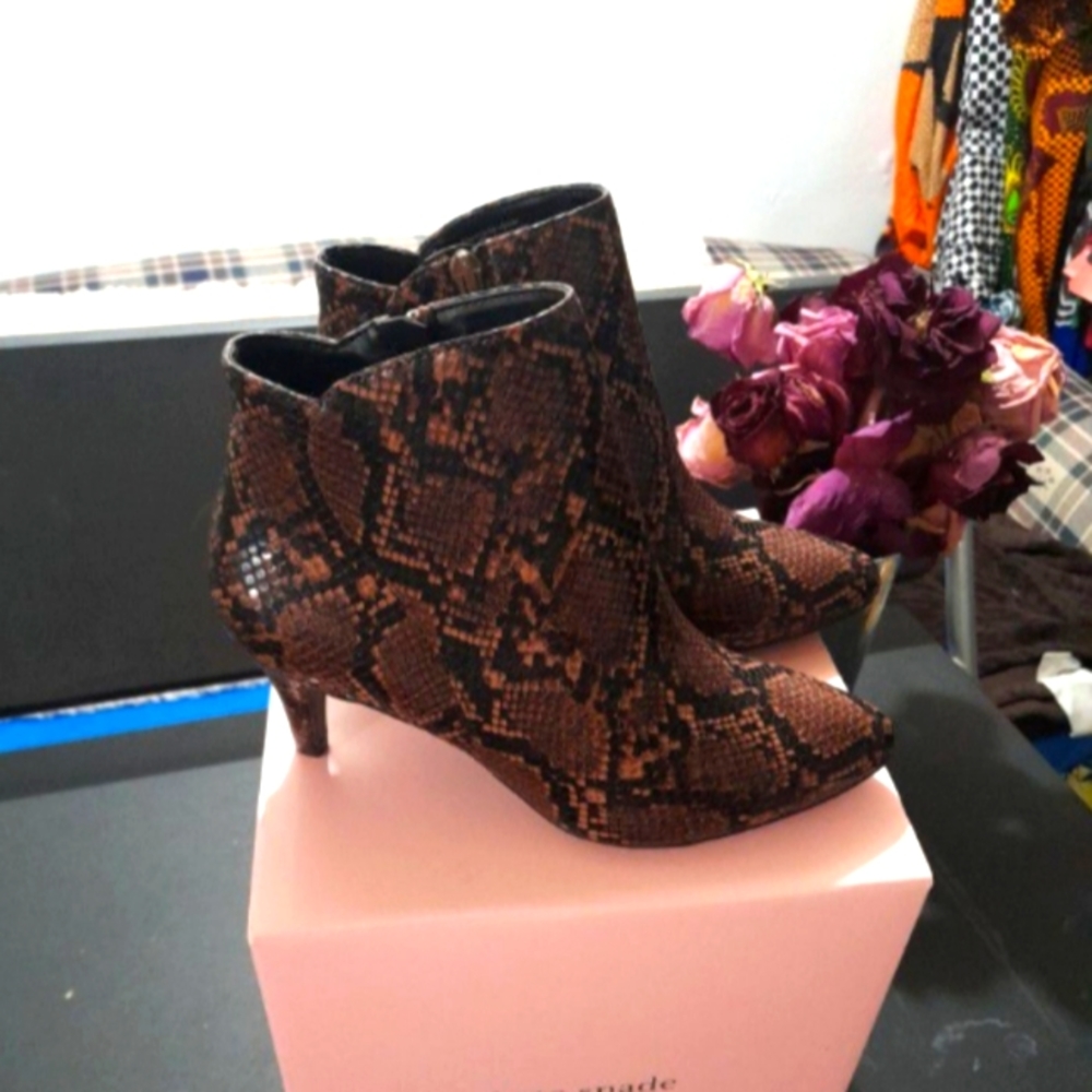 Alfani... Harpper Kitten-Heel Booties